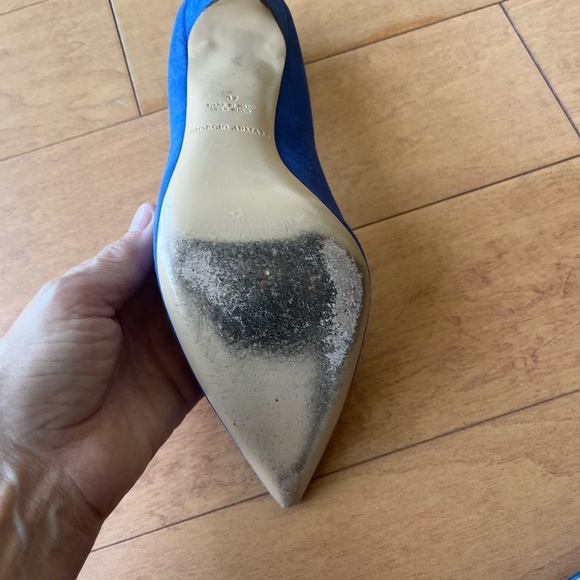 Giorgio Armani royal blue suede pumps - Picture 11 of 11